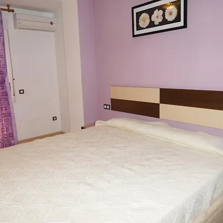 아파트 Centro Llandels 3000 *